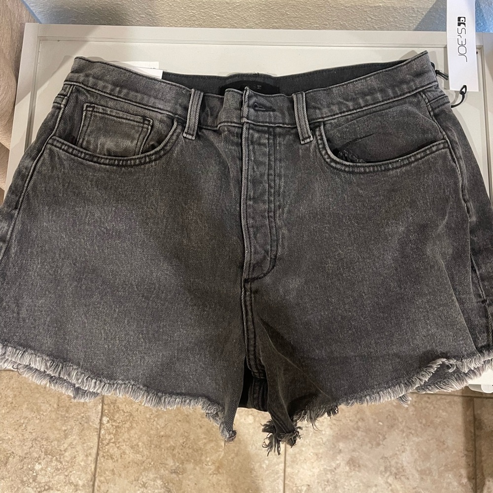 Joe’s “the Alex” high rise short